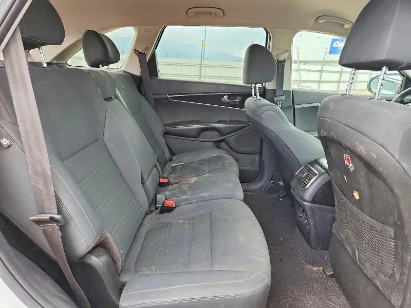 2019 KIA SORENTO LX V6  