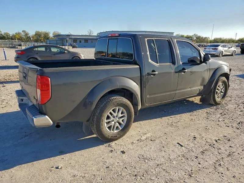 2015 NISSAN FRONTIER S  