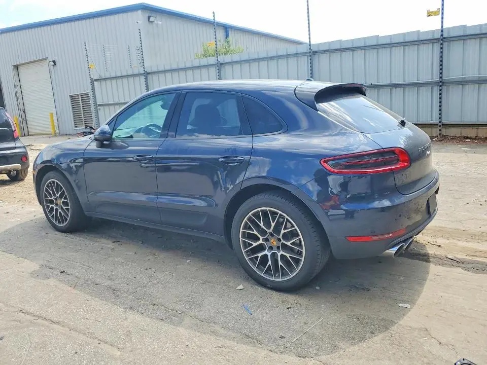 2018 PORSCHE MACAN   