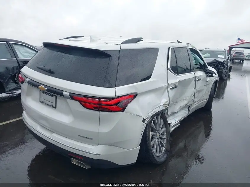 2022 CHEVROLET TRAVERSE FWD PREMIER