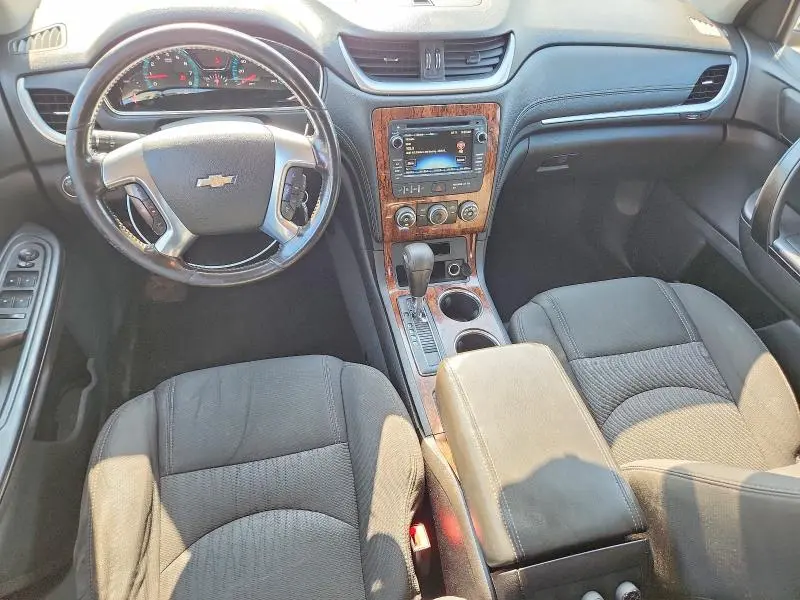 2014 CHEVROLET TRAVERSE LT  