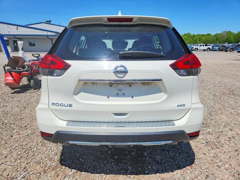 2017 NISSAN ROGUE S  
