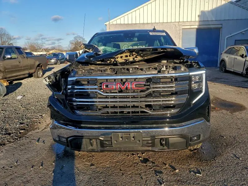 2023 GMC SIERRA K1500 SLT  