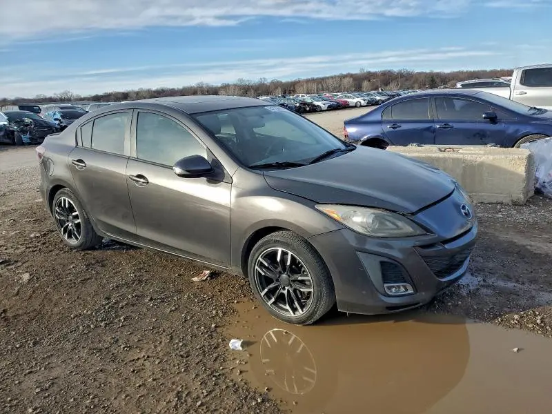 2010 MAZDA 3 S  