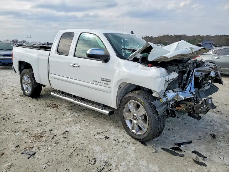 2012 CHEVROLET SILVERADO C1500 LT  