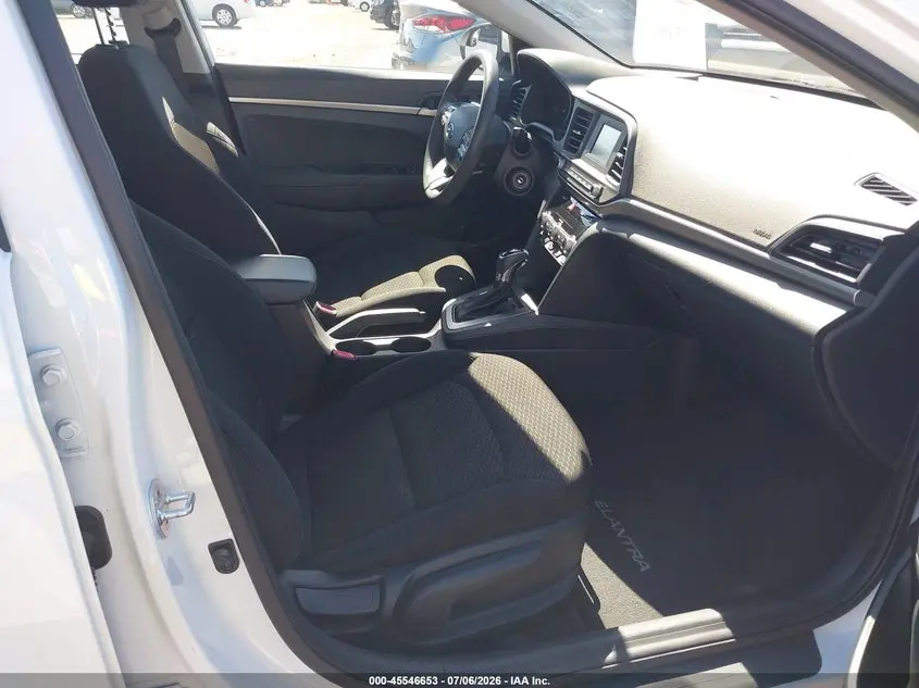 2020 HYUNDAI ELANTRA SE