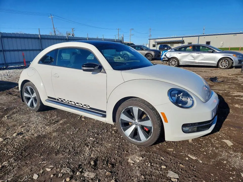2013 VOLKSWAGEN BEETLE TURBO  