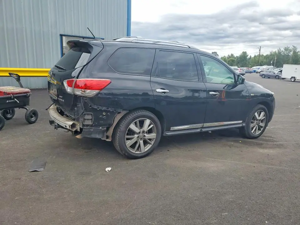 2013 NISSAN PATHFINDER S  