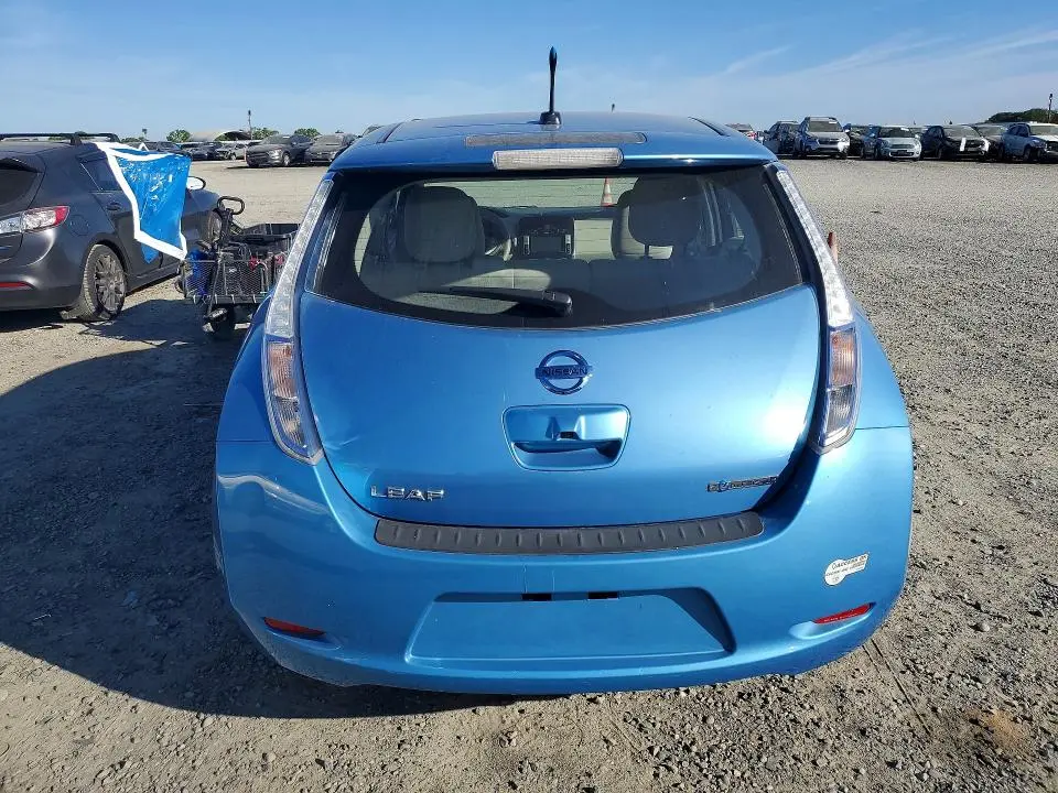2012 NISSAN LEAF SV  
