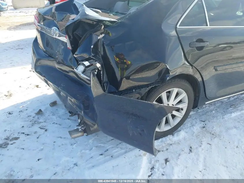 2013 TOYOTA CAMRY XLE V6