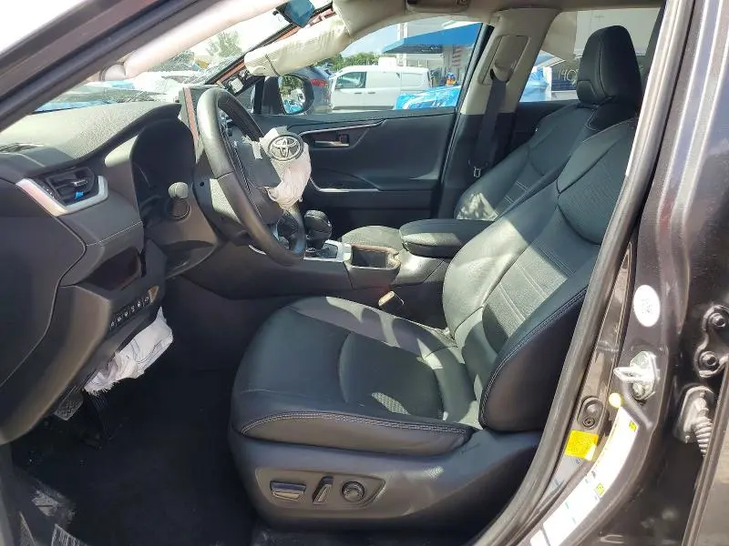 2022 TOYOTA RAV4 LIMITED  