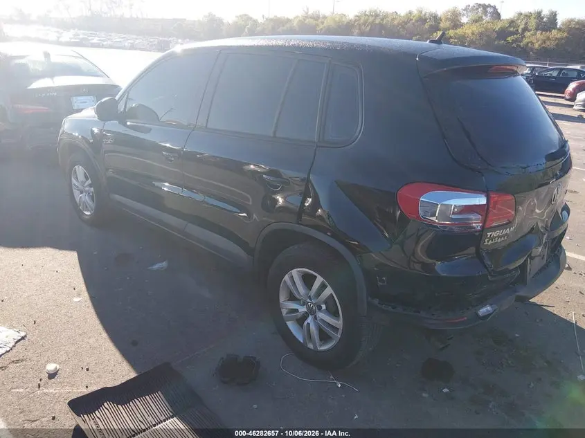 2014 VOLKSWAGEN TIGUAN S