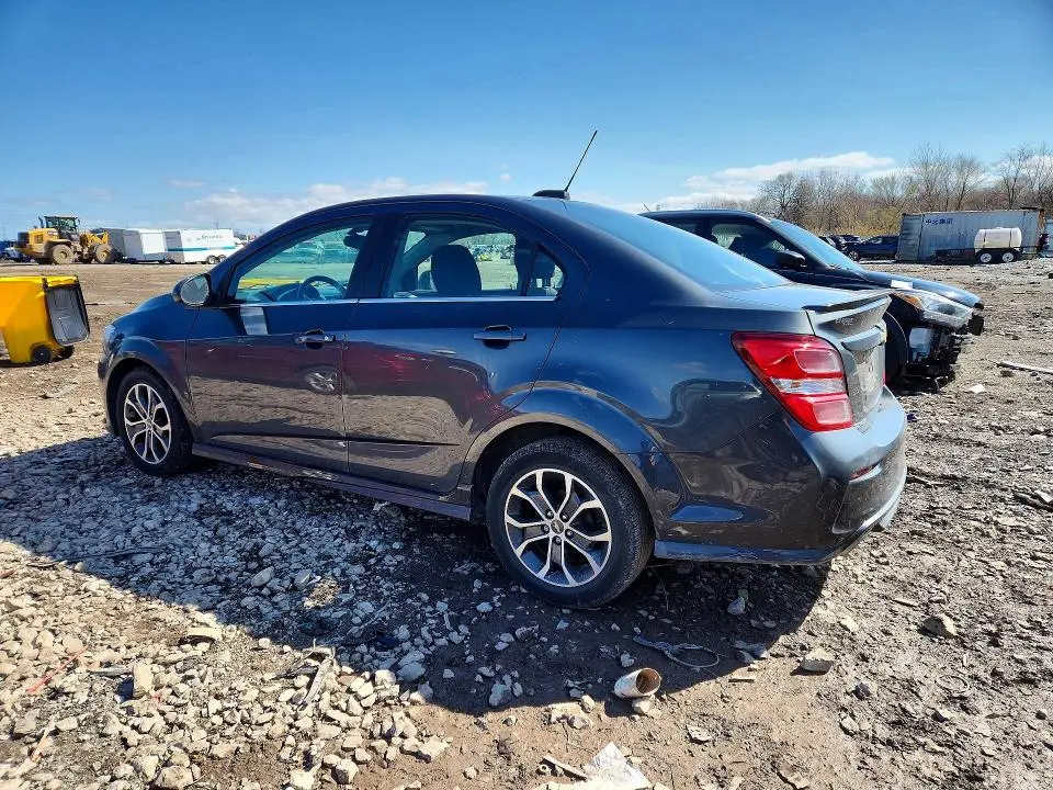 2017 CHEVROLET SONIC LT  
