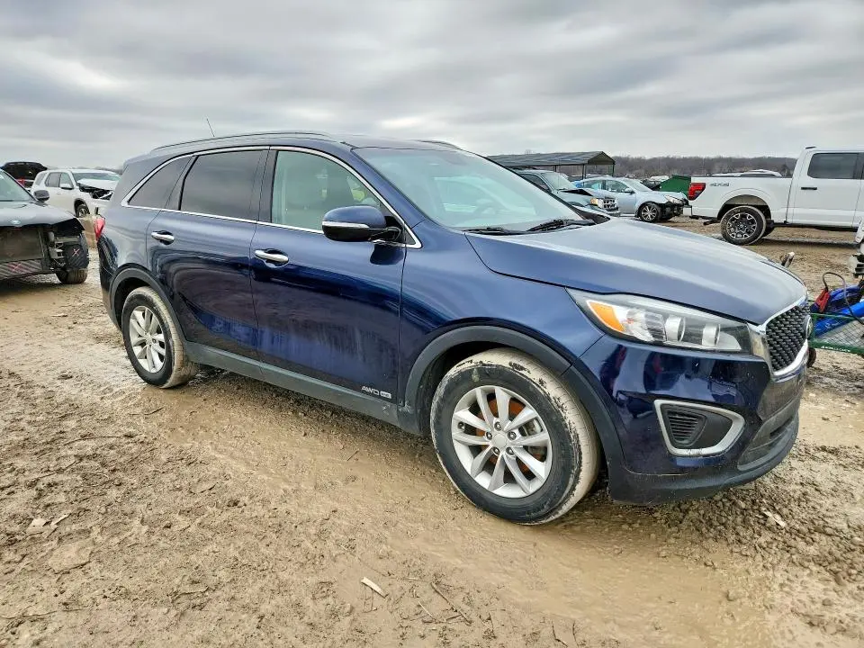 2017 KIA SORENTO LX V6  