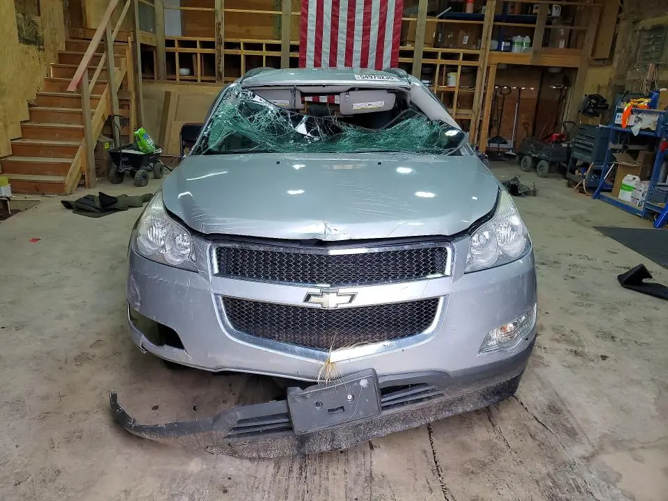2012 CHEVROLET TRAVERSE LT  