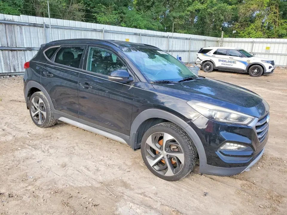 2018 HYUNDAI TUCSON VALUE  