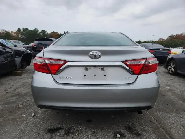 2016 TOYOTA CAMRY LE  