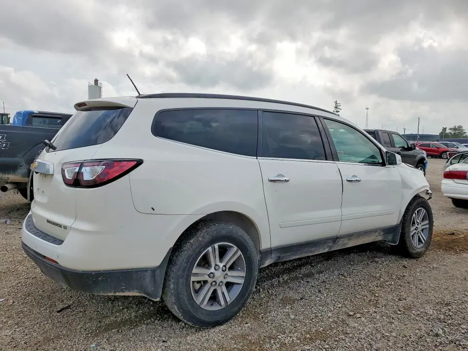 2015 CHEVROLET TRAVERSE LT  