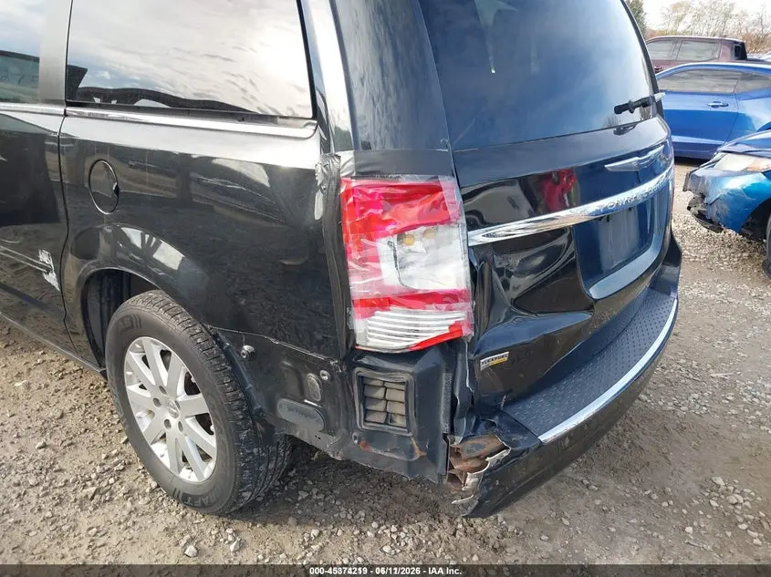 2016 CHRYSLER TOWN & COUNTRY TOURING