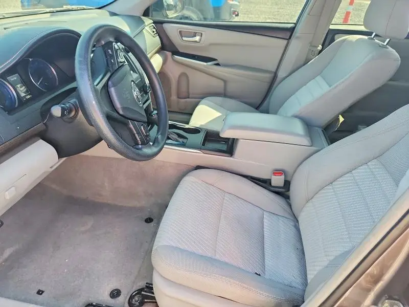 2017 TOYOTA CAMRY LE  