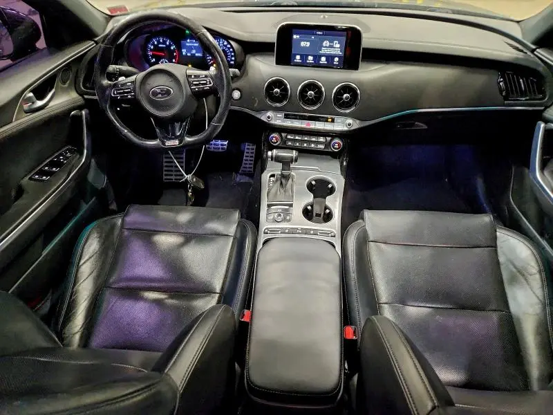 2019 KIA STINGER GT  