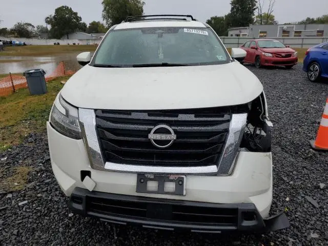2022 NISSAN PATHFINDER SV  