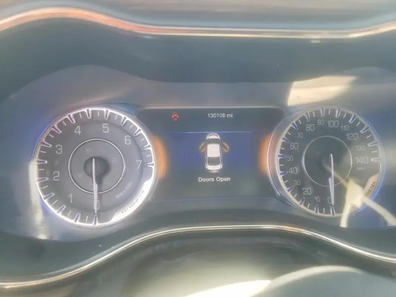 2015 CHRYSLER 200 C  