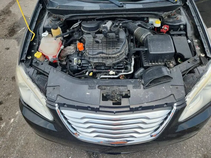 2013 CHRYSLER 200 LIMITED  