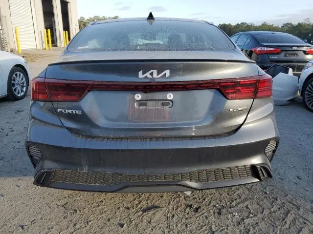 2024 KIA FORTE GT LINE  