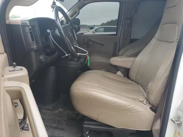2017 CHEVROLET EXPRESS G2500   