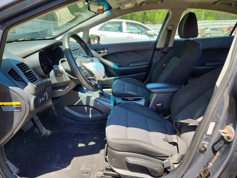 2016 KIA FORTE LX  