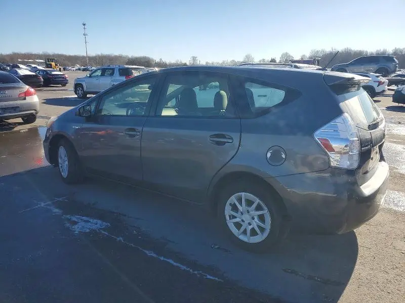 2012 TOYOTA PRIUS V   