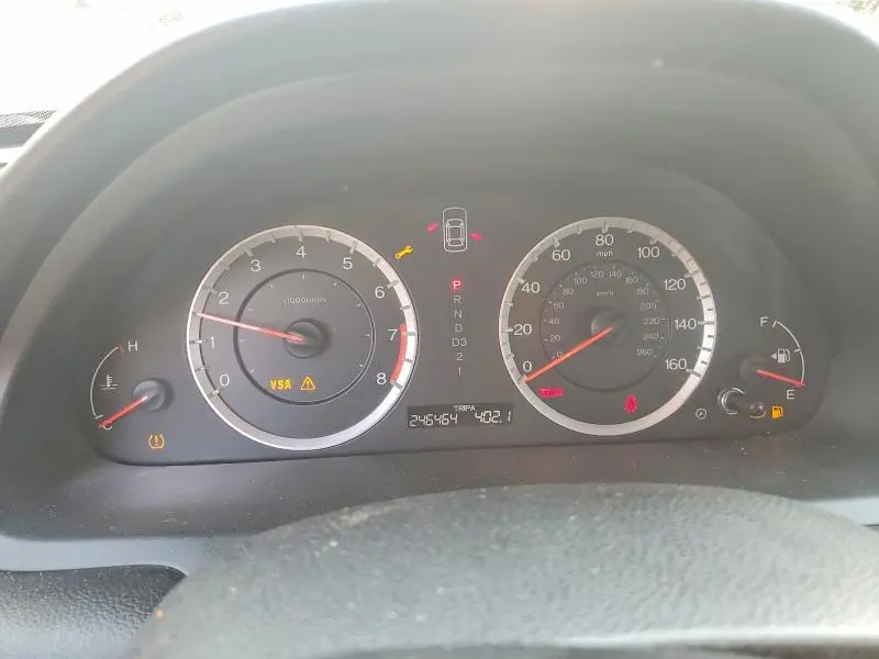 2010 HONDA ACCORD LX  