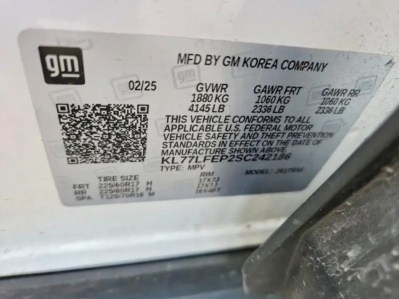 2025 CHEVROLET TRAX LS  