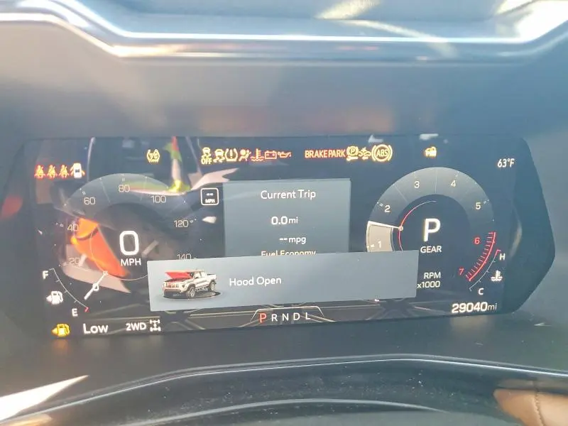 2024 GMC CANYON AT4  