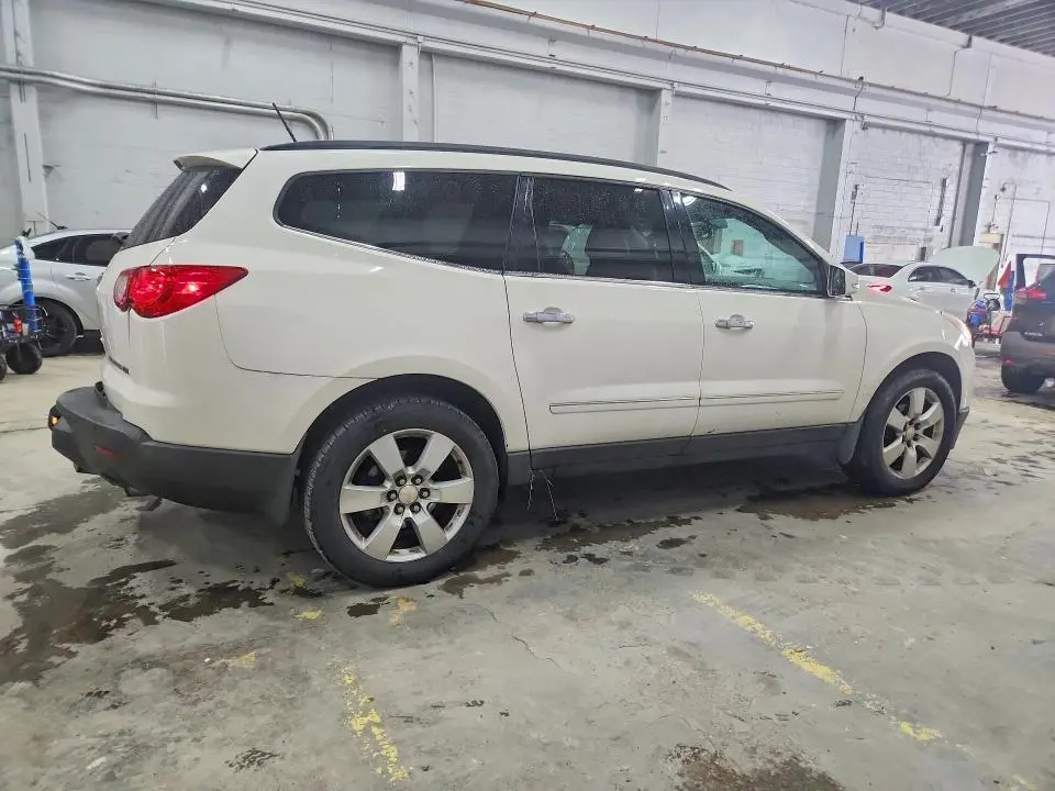 2010 CHEVROLET TRAVERSE LTZ  