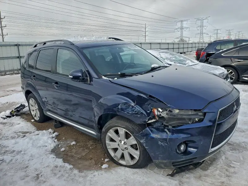 2010 MITSUBISHI OUTLANDER SE  