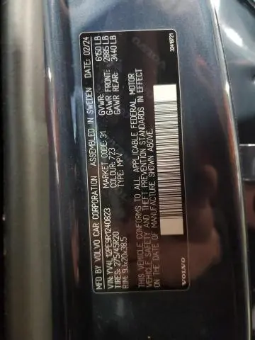 2024 VOLVO XC90 PLUS