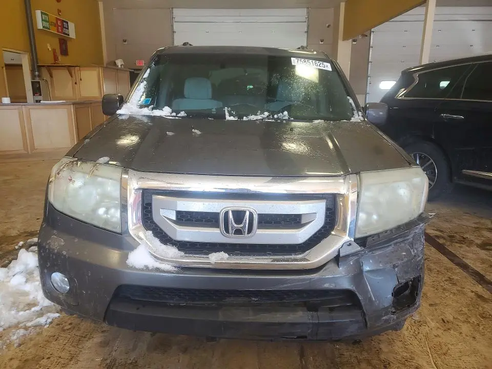 2010 HONDA PILOT EX  