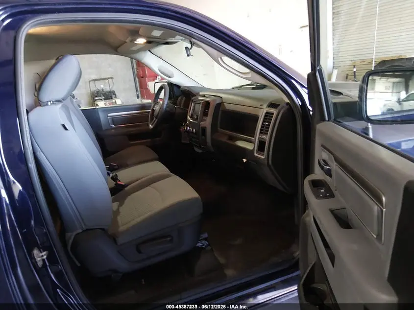 2019 RAM 1500 CLASSIC TRADESMAN  4X2 8' BOX