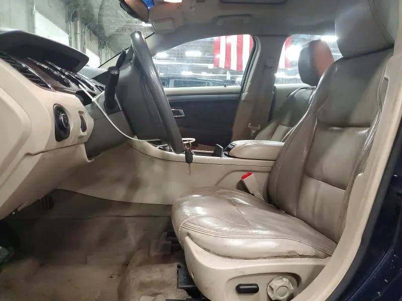 2011 FORD TAURUS SEL  