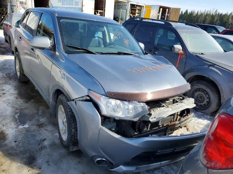 2015 MITSUBISHI OUTLANDER ES  