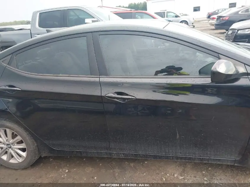 2014 HYUNDAI ELANTRA SE