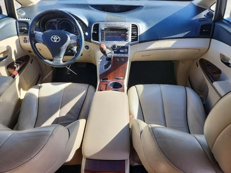 2010 TOYOTA VENZA   