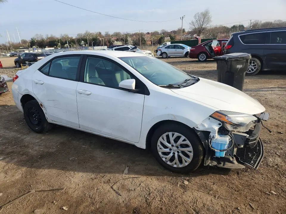 2017 TOYOTA COROLLA LE  