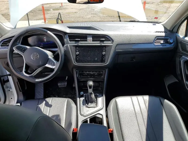 2024 VOLKSWAGEN TIGUAN SE  