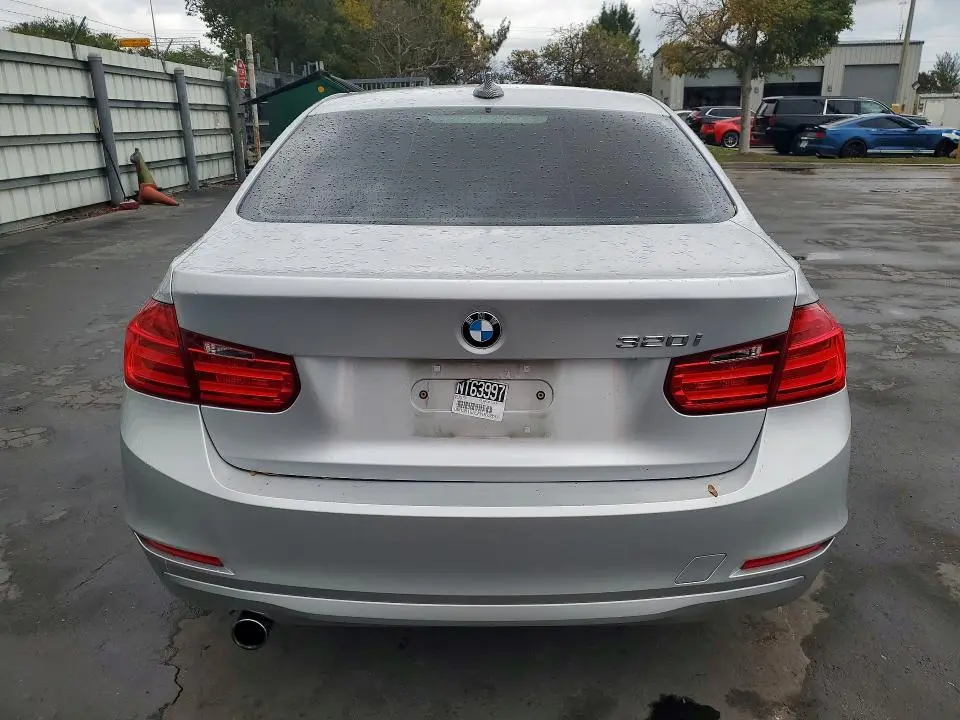 2015 BMW 320 I  
