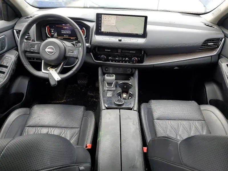 2024 NISSAN ROGUE PLATINUM  
