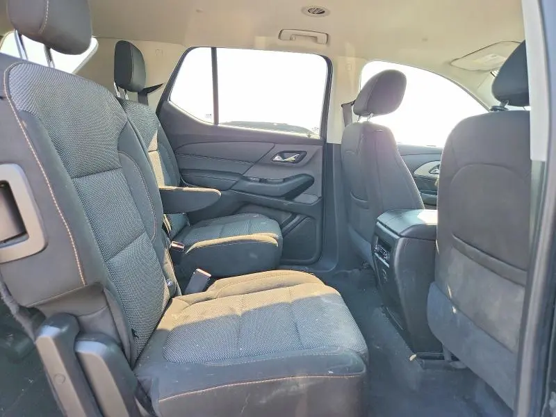 2018 CHEVROLET TRAVERSE LT  