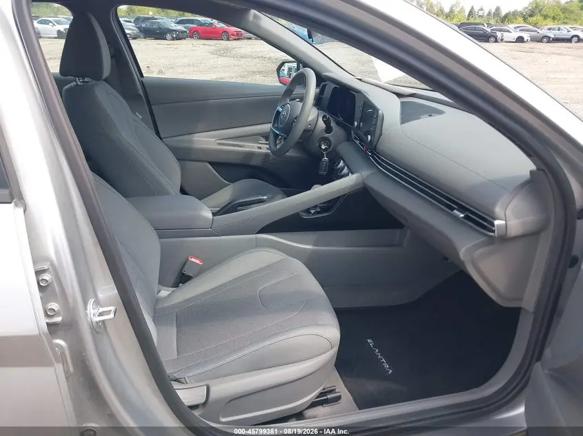 2021 HYUNDAI ELANTRA SE